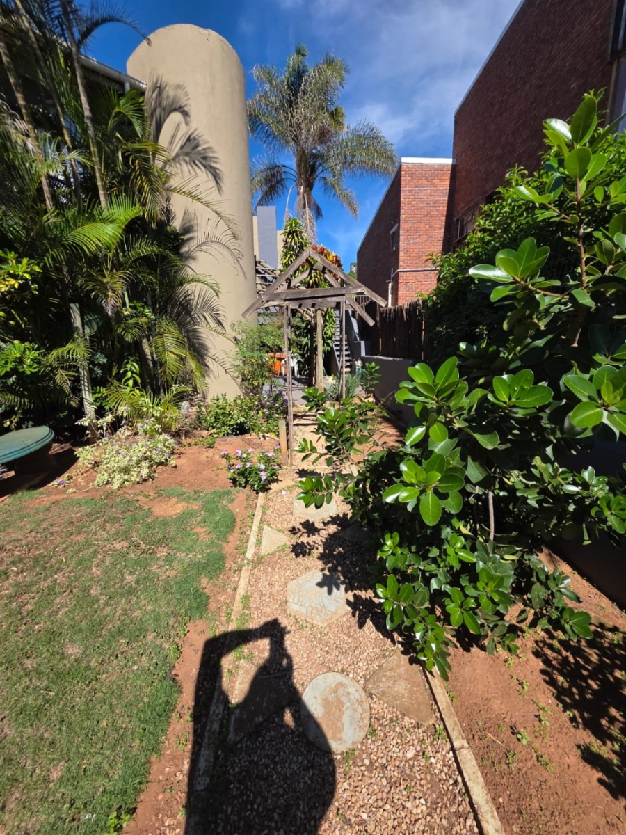 4 Bedroom Property for Sale in Wavecrest Eastern Cape